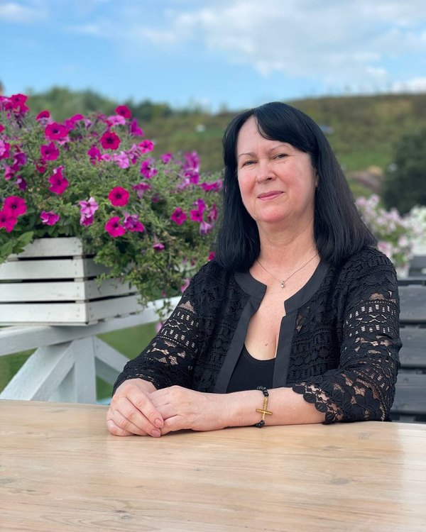 Няня-воспитатель, гувернантка Ирина, 62 года — анкета няни агентства «Колыбель»